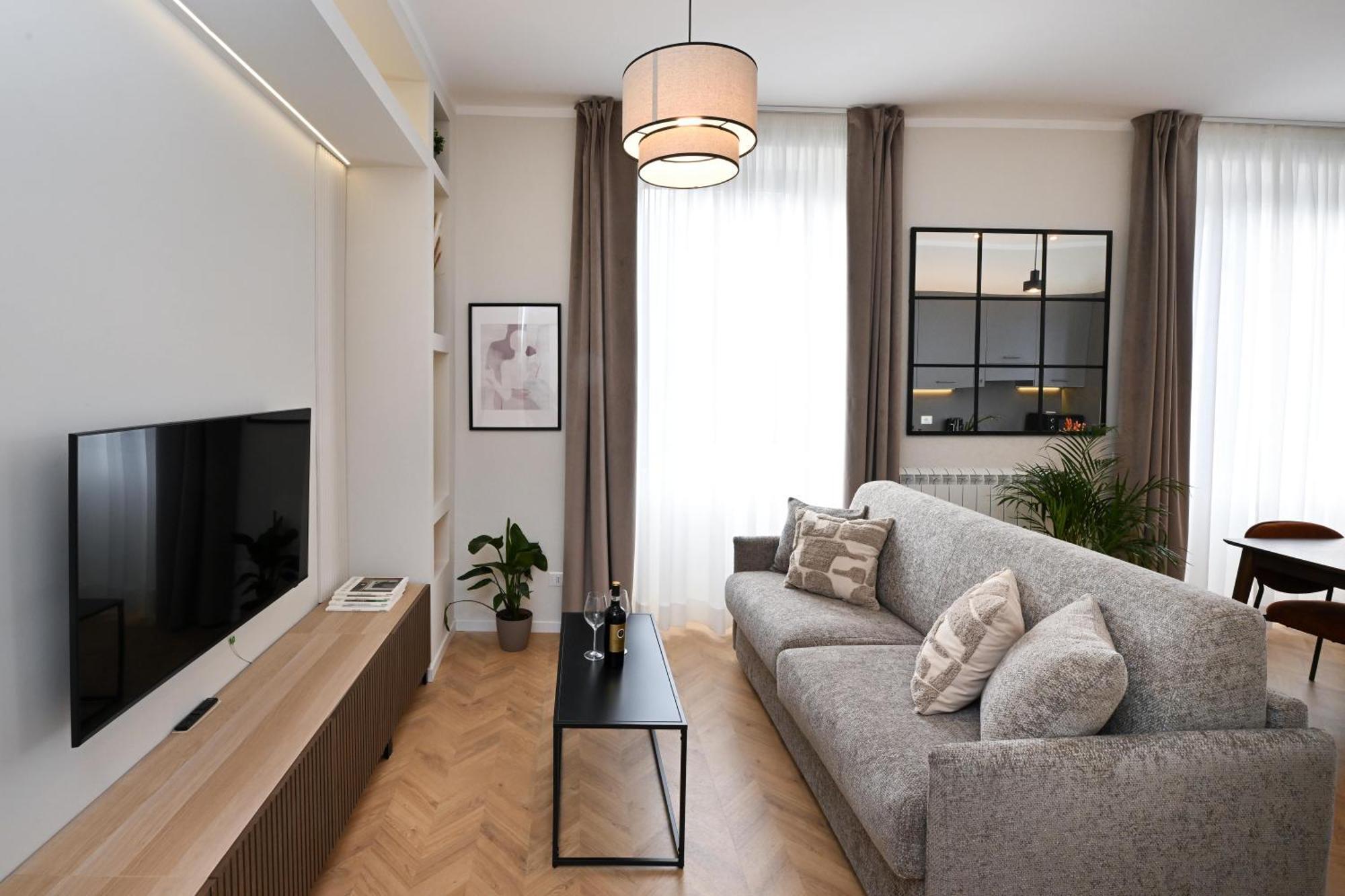 Appia Luxury Apartment *