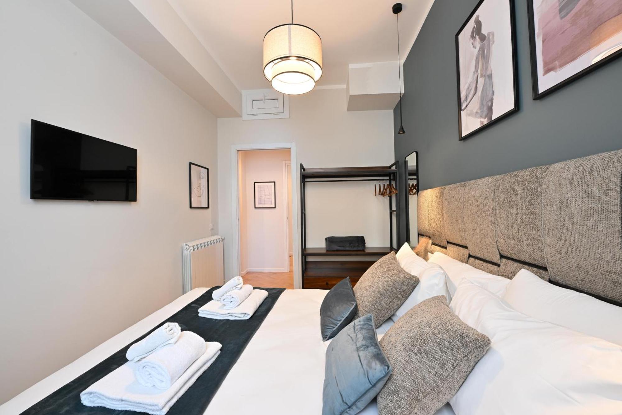Appia Luxury Apartment *